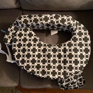 Never used** My Brest Friend nursing pillow